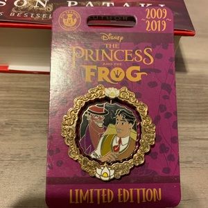 Disney LE Princess and the Frog pin